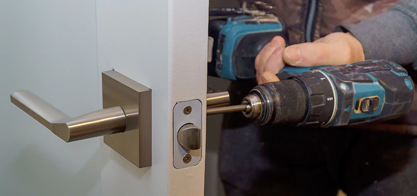 Broken Door Handle Lock Repair in Merced, California